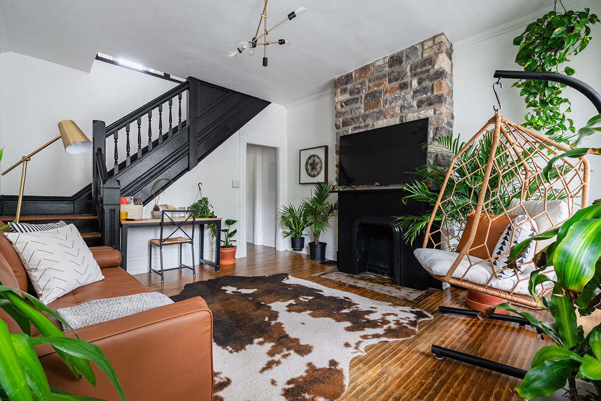 Jungle house living space