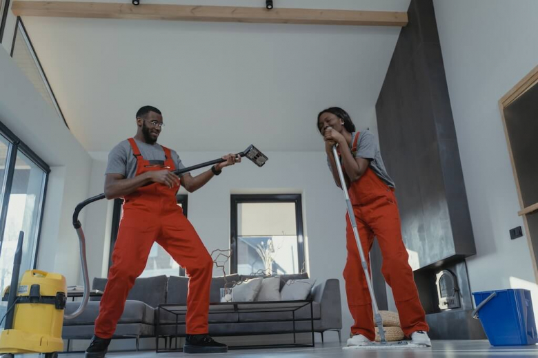 co-hosts cleaning